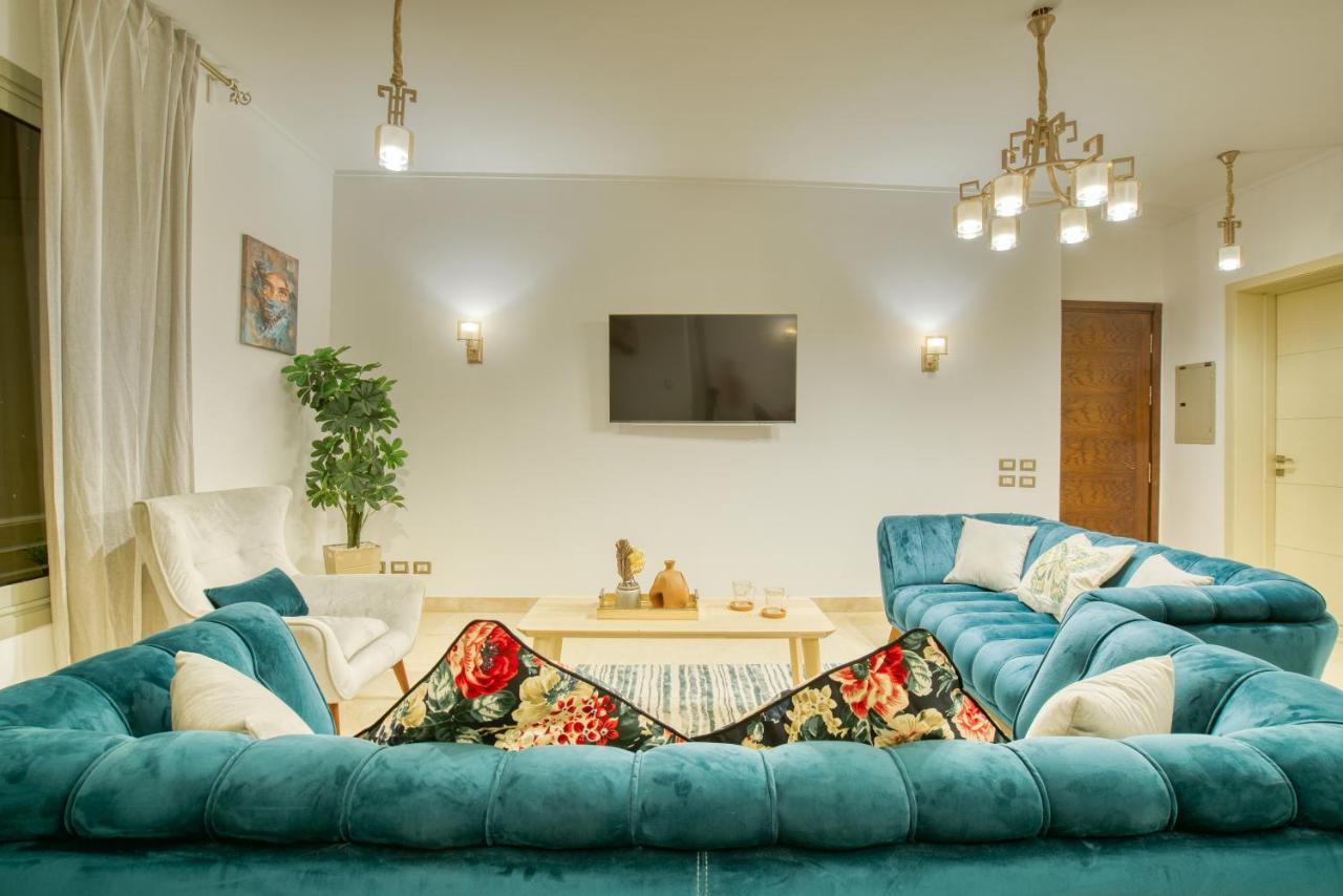 The Suites Near Auc By Elegant El El Cairo Exterior foto